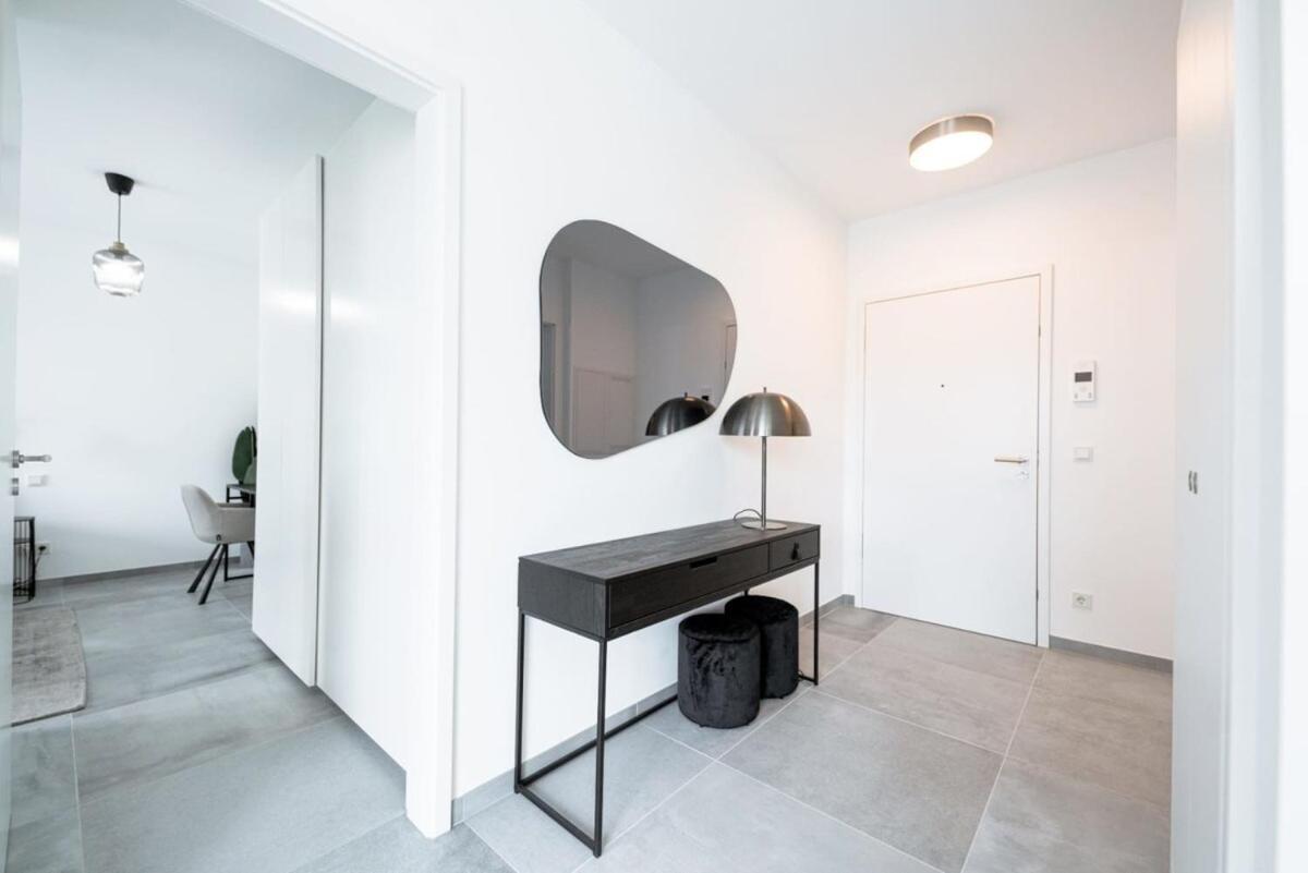 Lux 1br King Bed, Balcony, Near Center Apartamento *