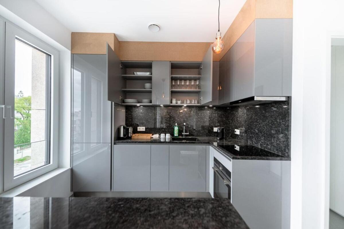 Lux 1br King Bed, Balcony, Near Center Apartamento
